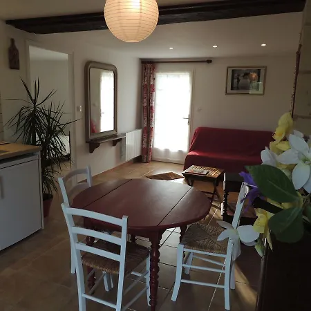 La Jarillais 4* סומור