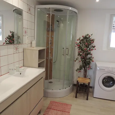 בית הארחה La Jarillais 4*