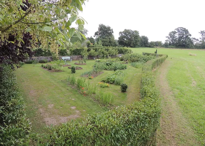 Guest house La Jarillais 4*