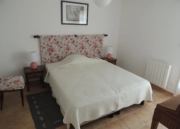 Guest house La Jarillais 4*